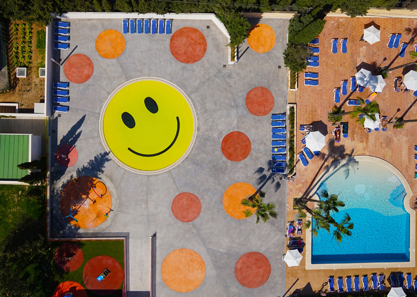 smiley swimming pool, A2 Architects, Majorca, Hotel Castell Dels Hams, Test Pressing